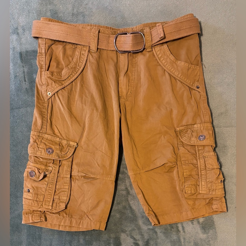 XRAY Jeans Tan Cargo Shorts with Belt and Utilitarian Design, Size: 32. (5178)